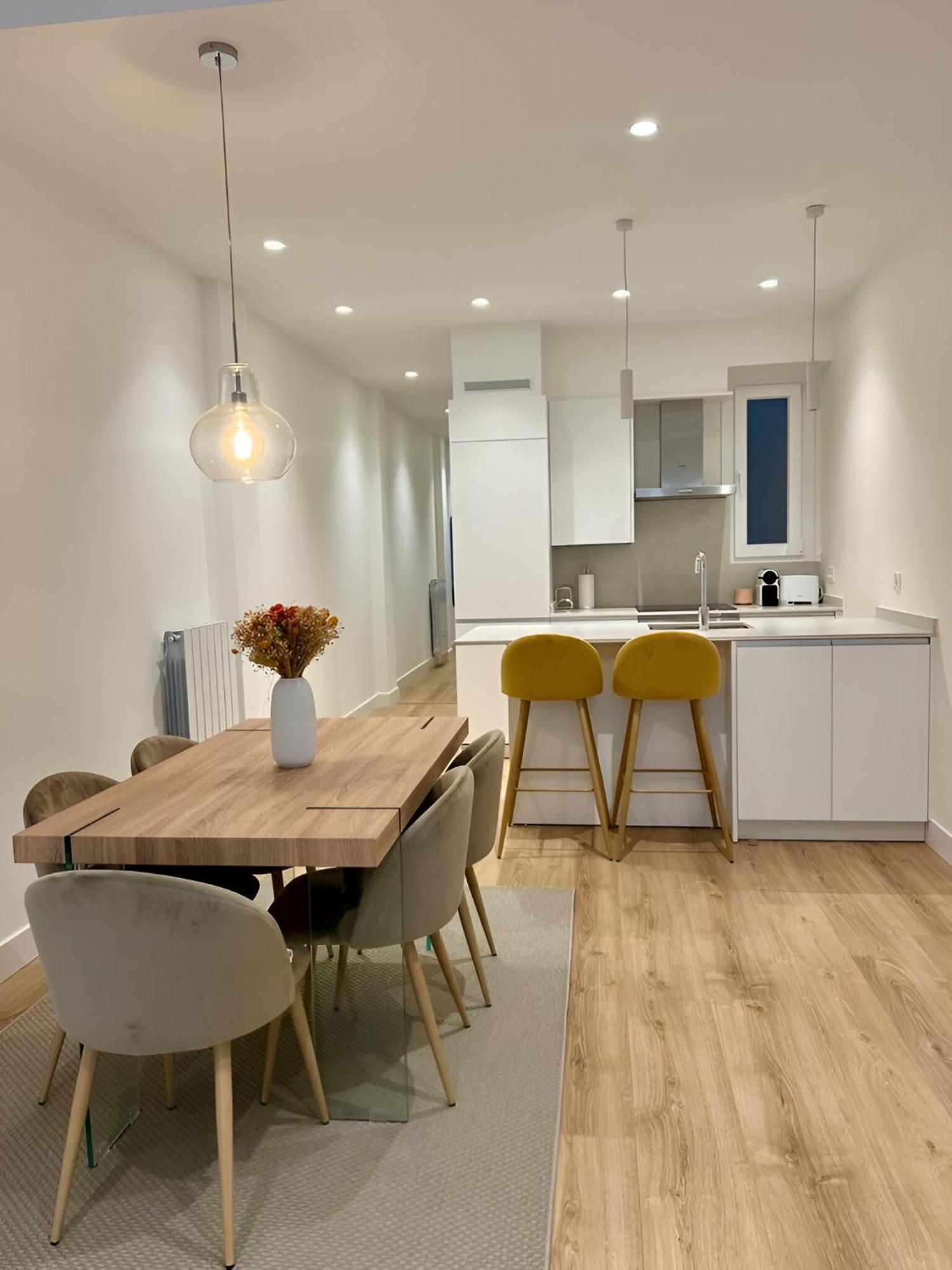 Colon Apartment -Zurriola Beach San Sebastián Eksteriør billede